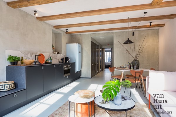 Medium property photo - Warmoesstraat 44B, 1012 JE Amsterdam